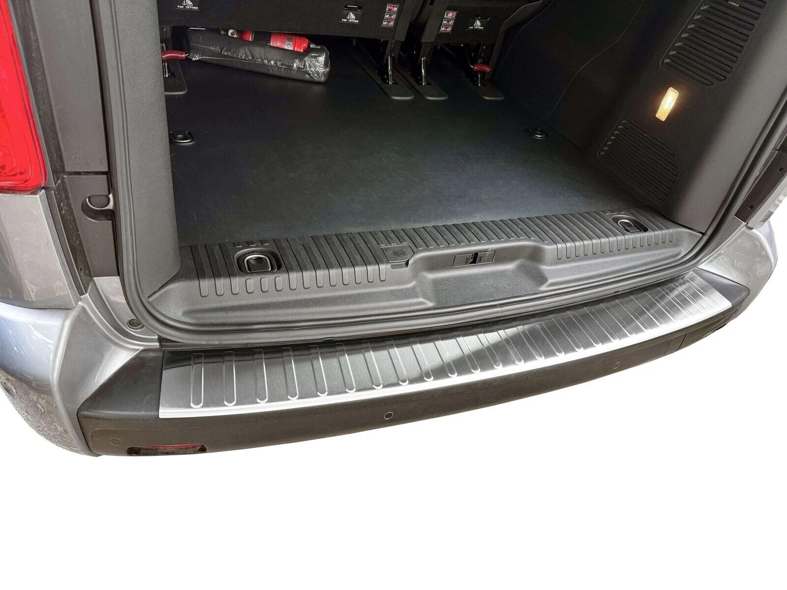 Peugeot EXPERT Mk3 PEUGEOT EXPERT MK3 2016> Arka Tampon Üstü Koruma P.Çelik (Kısa) (Taşlı) - 2628 120289T - Görsel 2